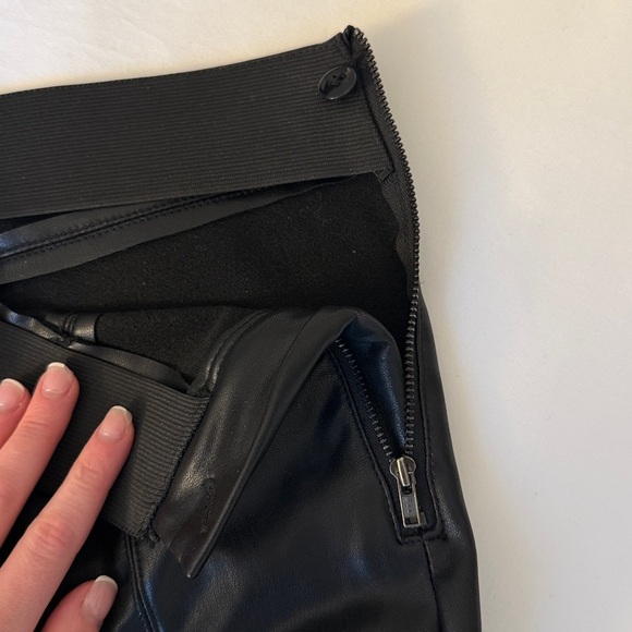 Topshop Faux Leather Skinny Pants (Petite) - Picture 6 of 8